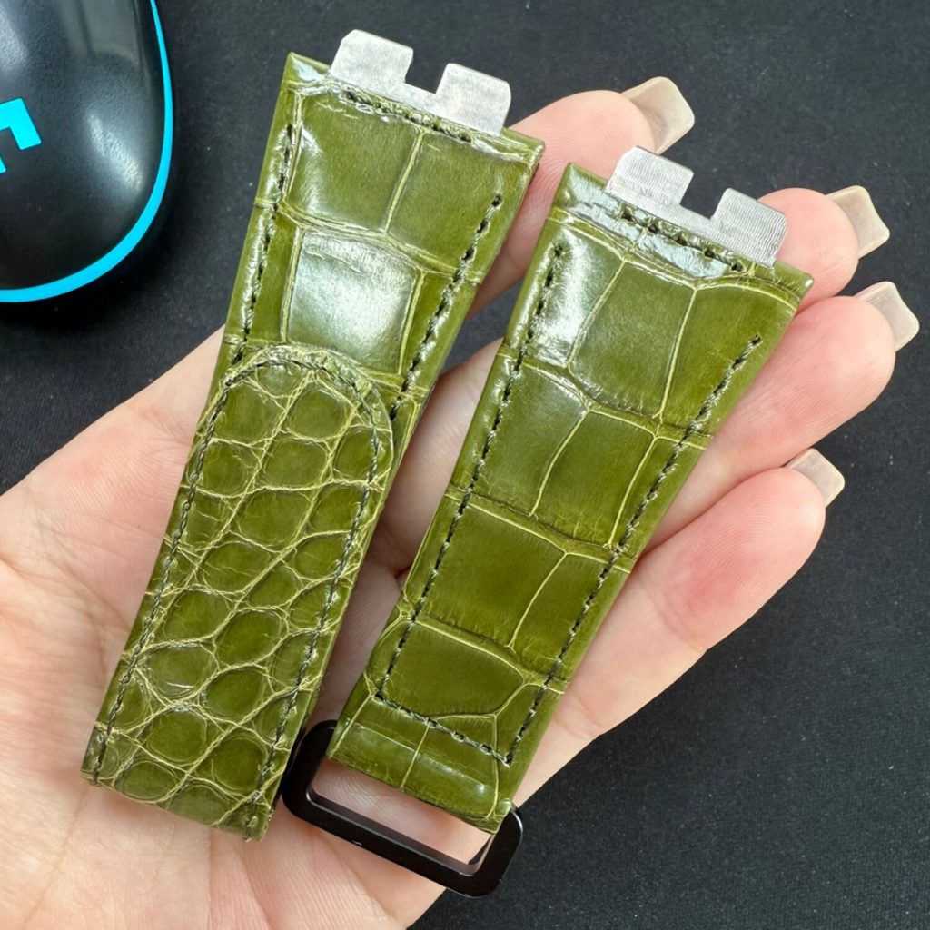 Custom Replacement Green Velcro Alligator Leather Strap For Hublot Big Bang 411 Watch – Custom Leather Watch Band For Sale (8)