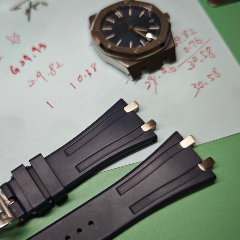Replacement FKM Rubber Strap For AP Royal Oak Watch Audemars Piguet 26 mm Band Width Wristwatch Bands Rubber 41mm Replacement FKM Rubber Strap For AP Royal Oak Watch Audemars Piguet 26 mm Band Width Wristwatch Bands Rubber 41mm