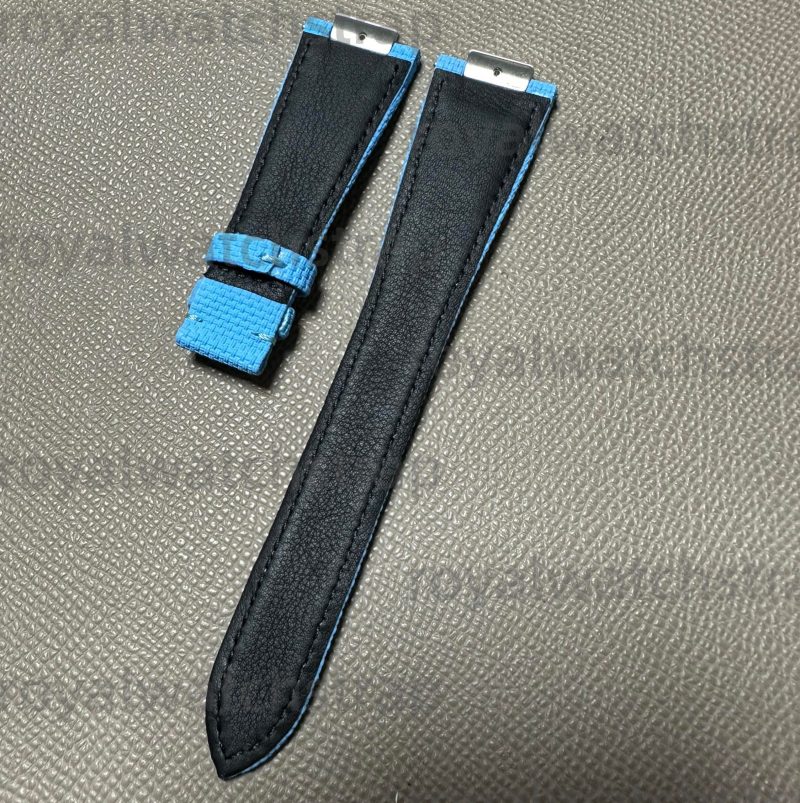 Custom FKM Rubber Strap With Canvas Pattern For Patek Philippe Nautilus 5712 5711 With Steel Adapter (2) Custom FKM Rubber Strap With Canvas Pattern For Patek Philippe Nautilus 5712 5711 With Steel Adapter