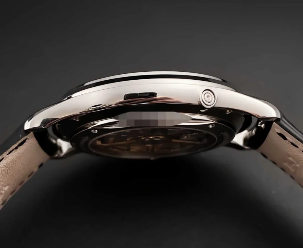 Why the JLC Master Ultra-Thin Perpetual Stands Out Unbeatable Accessibility
