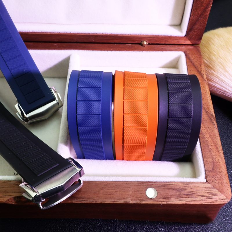 21mm FKM Rubber Strap For New Omega Seamaster Planet Ocean 600M 42mm 217 (2) 21mm FKM Rubber Strap For New Omega Seamaster Planet Ocean 600M 42mm 217 (3)