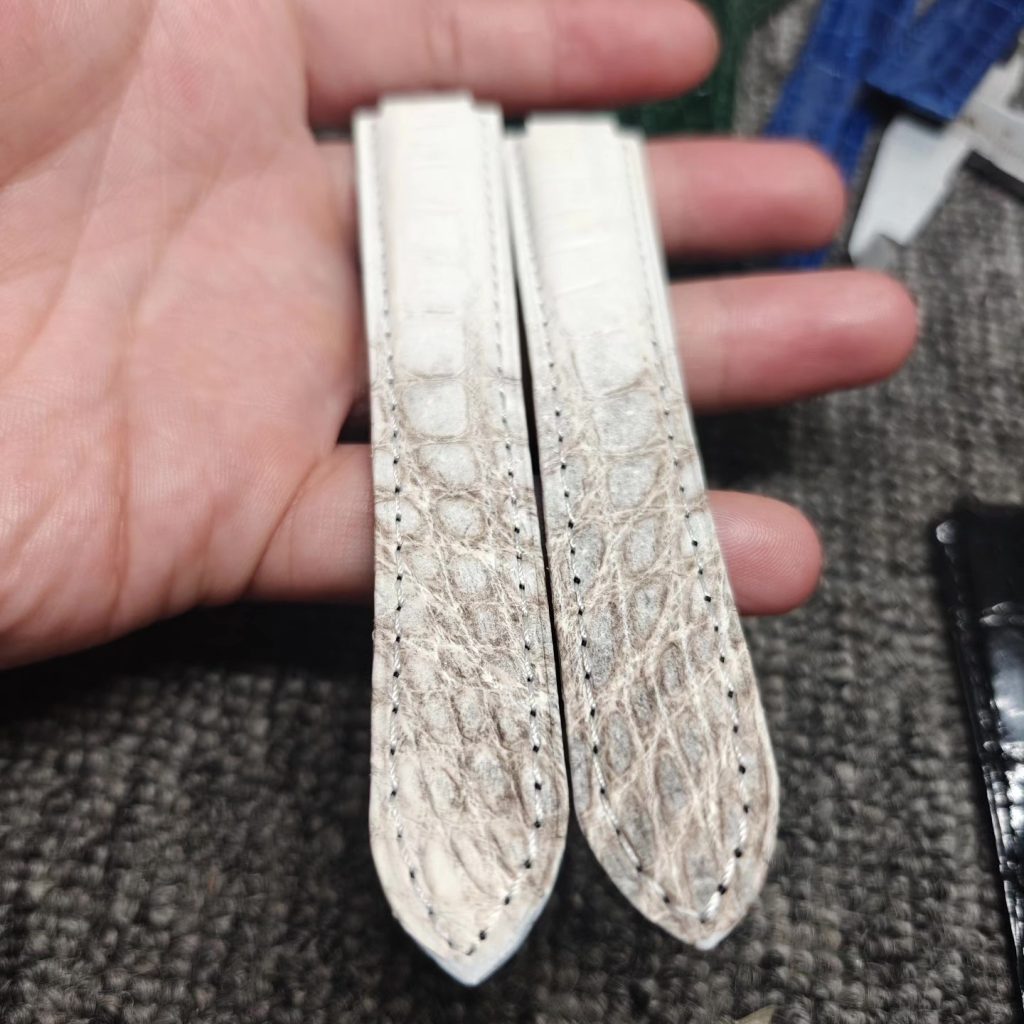 Customized Alligator Leather Strap For Ballon Bleu De Cartier Replacement Watch Band For Sale 33mm 36mm 43mm (3)