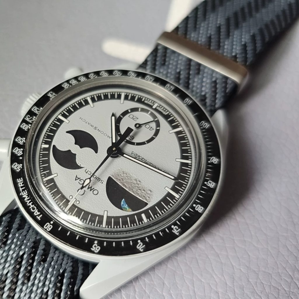 gray nato strap for Mission on Earthphase (1)